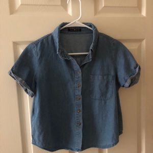Cropped collared jean shirt